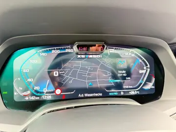 BMW X5 M50 INDIVIDUAL 3xTV 360 ACC HUD AHK LASER DAB