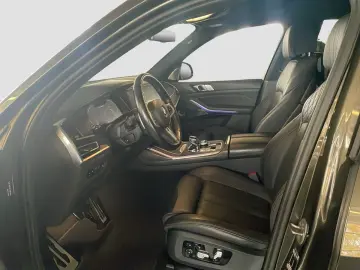 BMW X7 M50i Bowers AHK SkyLounge FondEntertainment
