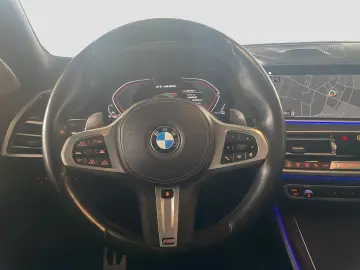 BMW X7 M50i Bowers AHK SkyLounge FondEntertainment