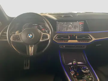 BMW X7 M50i Bowers AHK SkyLounge FondEntertainment