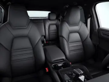 PORSCHE Cayenne Turbo GT Coupé