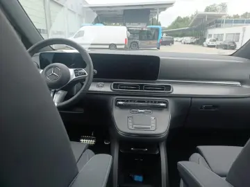 MERCEDES-BENZ V 300 d Avantgarde 4x4 AMG AHK2 5 Sthzg Distr
