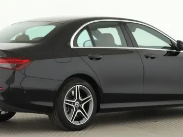 MERCEDES-BENZ E 450 4M  AMG LED Airmatic Nappa Memory 360
