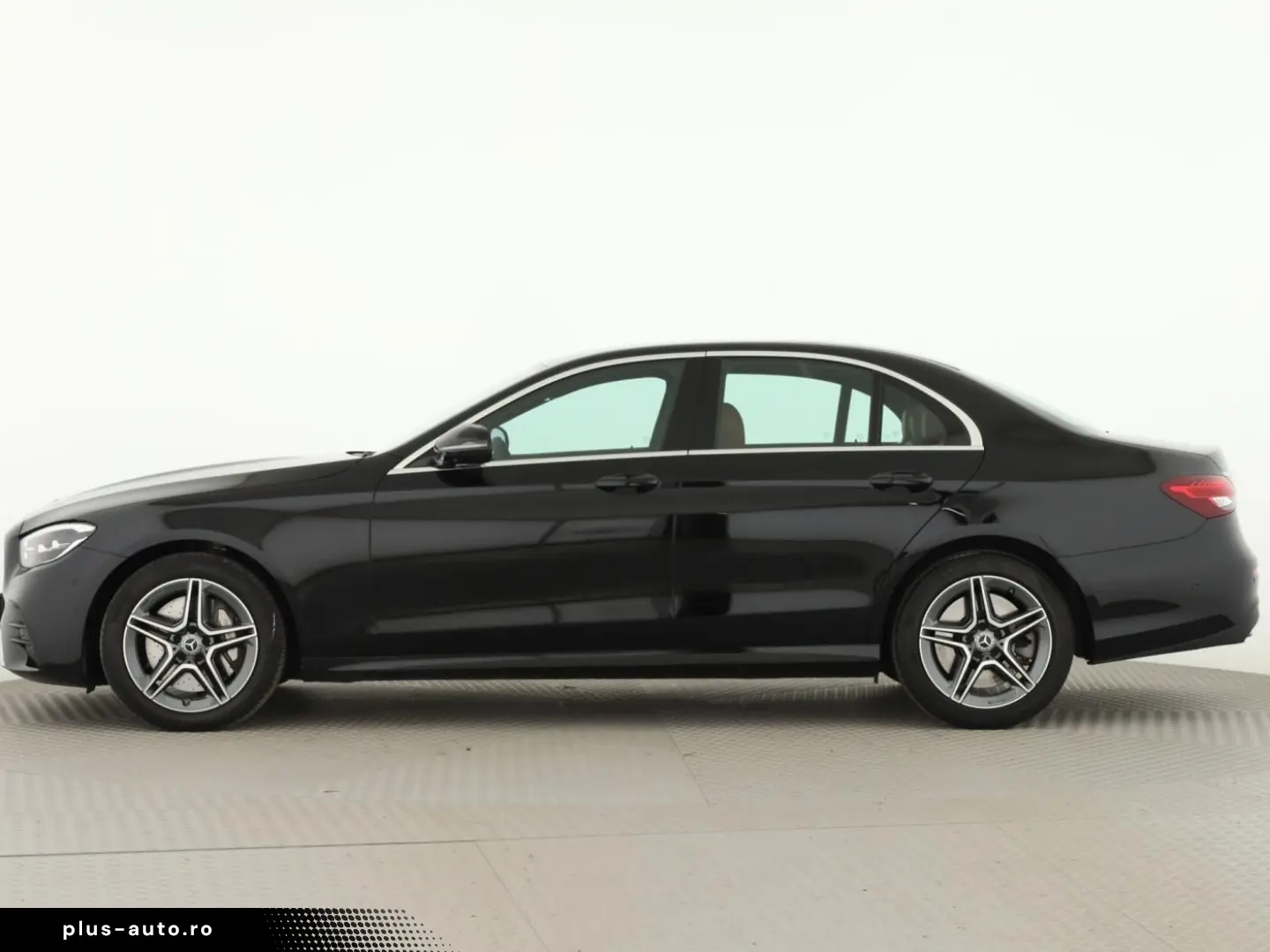 MERCEDES-BENZ E 450 4M  AMG LED Airmatic Nappa Memory 360