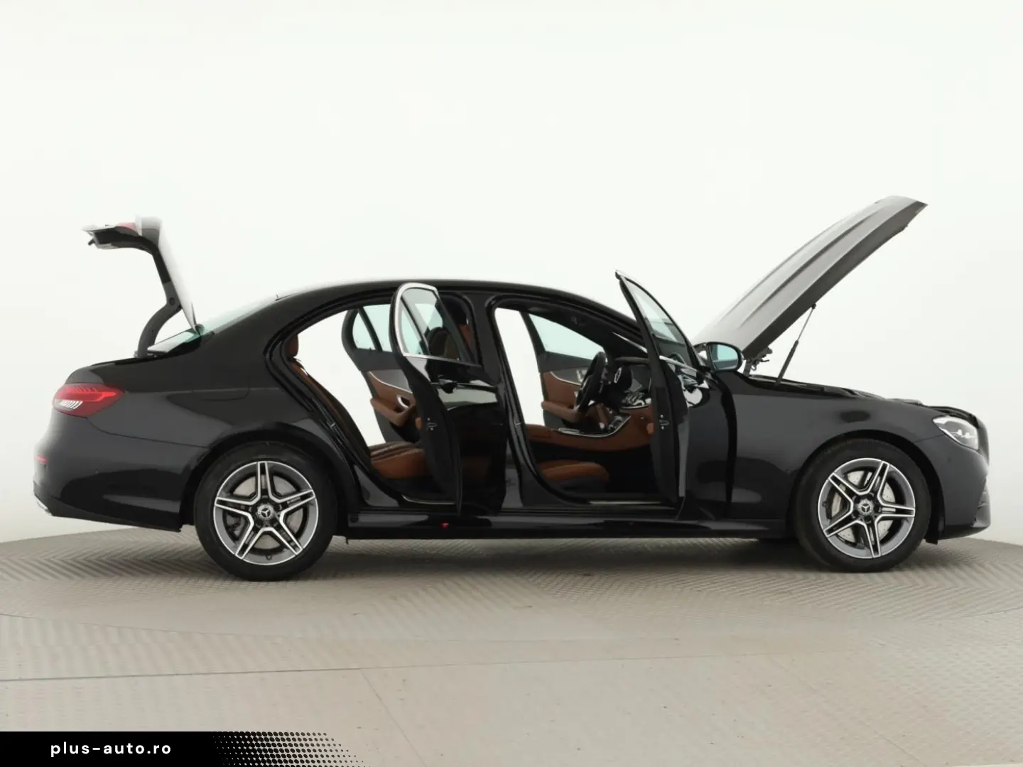 MERCEDES-BENZ E 450 4M  AMG LED Airmatic Nappa Memory 360