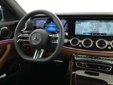 MERCEDES-BENZ E 450 4M  AMG LED Airmatic Nappa Memory 360