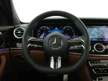 MERCEDES-BENZ E 450 4M  AMG LED Airmatic Nappa Memory 360
