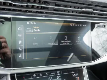 AUDI Q7 45 TDI quattro MATRIX NAVI AHK STANDHZ PANO