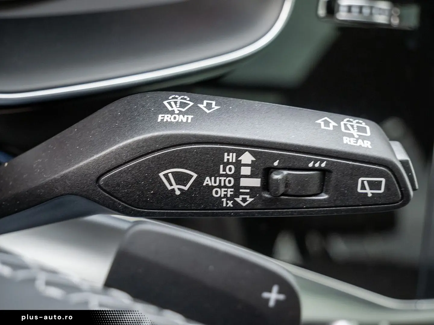 AUDI Q7 45 TDI quattro MATRIX NAVI AHK STANDHZ PANO