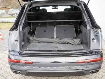 AUDI Q7 45 TDI quattro MATRIX NAVI AHK STANDHZ PANO