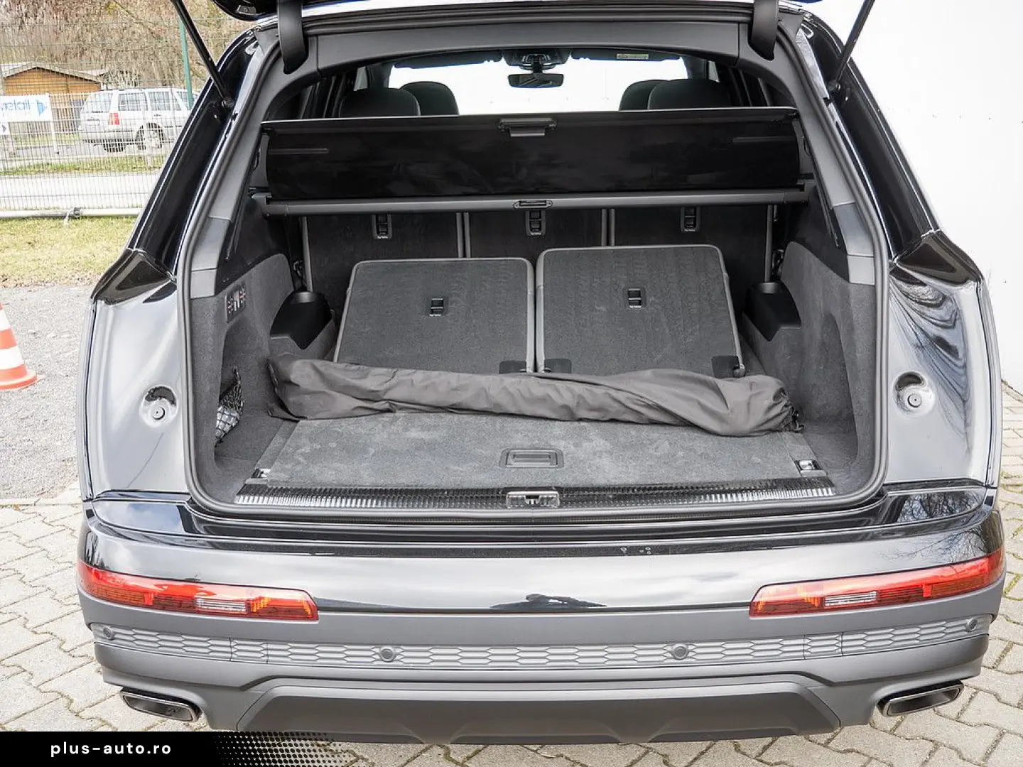 AUDI Q7 45 TDI quattro MATRIX NAVI AHK STANDHZ PANO