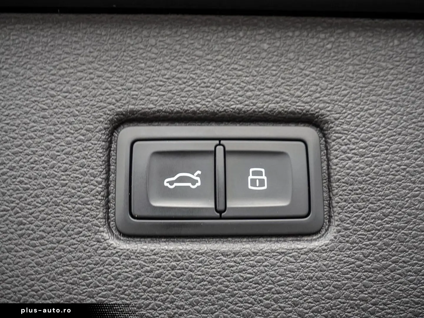 AUDI Q7 45 TDI quattro MATRIX NAVI AHK STANDHZ PANO