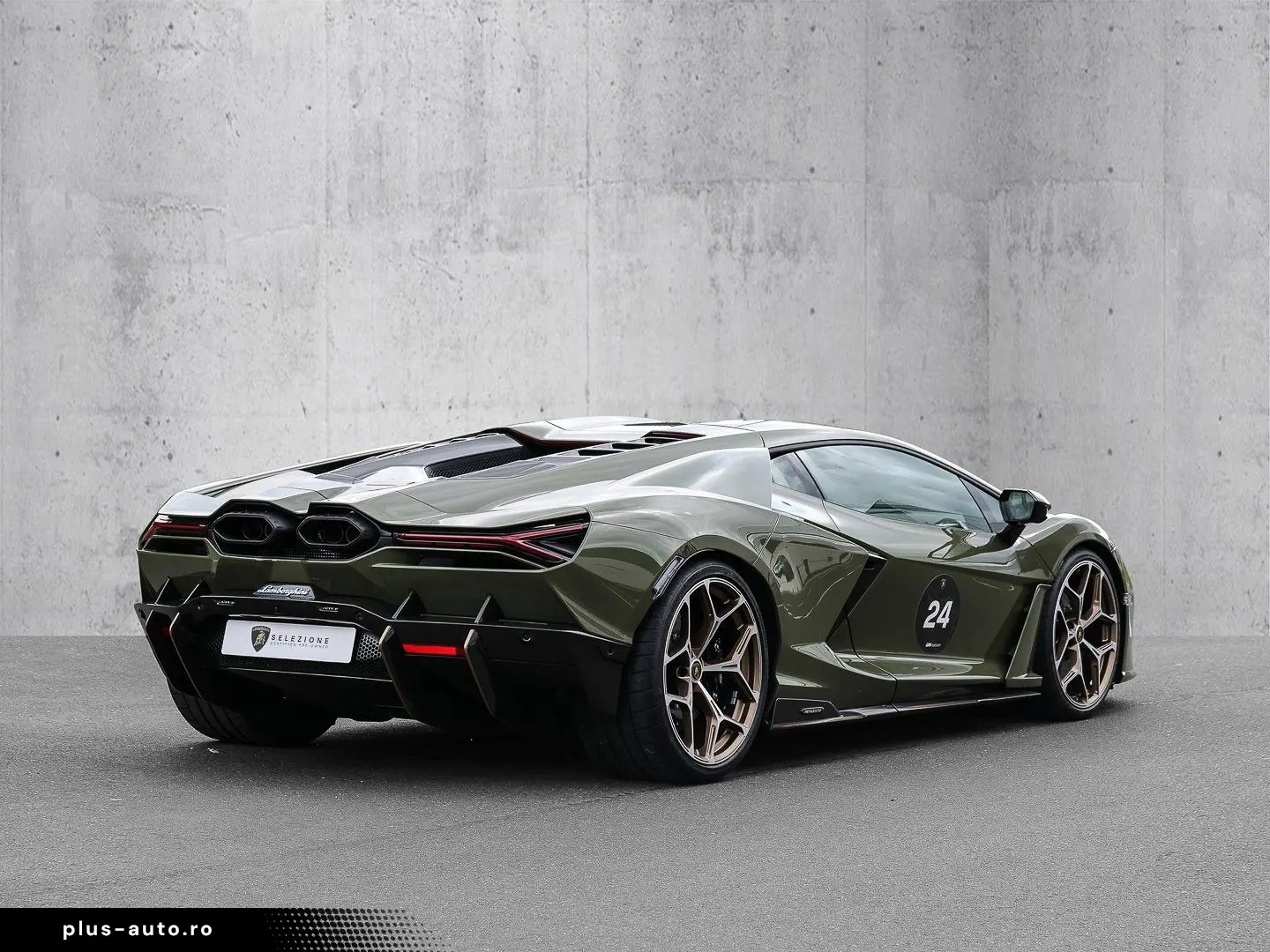 LAMBORGHINI Revuelto Verde Turbine Lucido  XPEL  Sport Seats