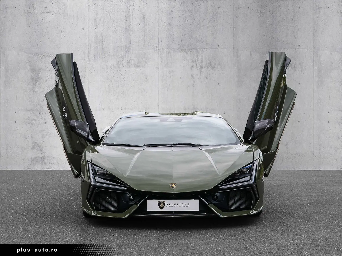 LAMBORGHINI Revuelto Verde Turbine Lucido  XPEL  Sport Seats
