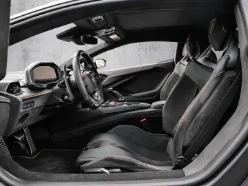 LAMBORGHINI Revuelto Verde Turbine Lucido  XPEL  Sport Seats