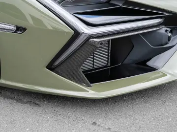 LAMBORGHINI Revuelto Verde Turbine Lucido  XPEL  Sport Seats