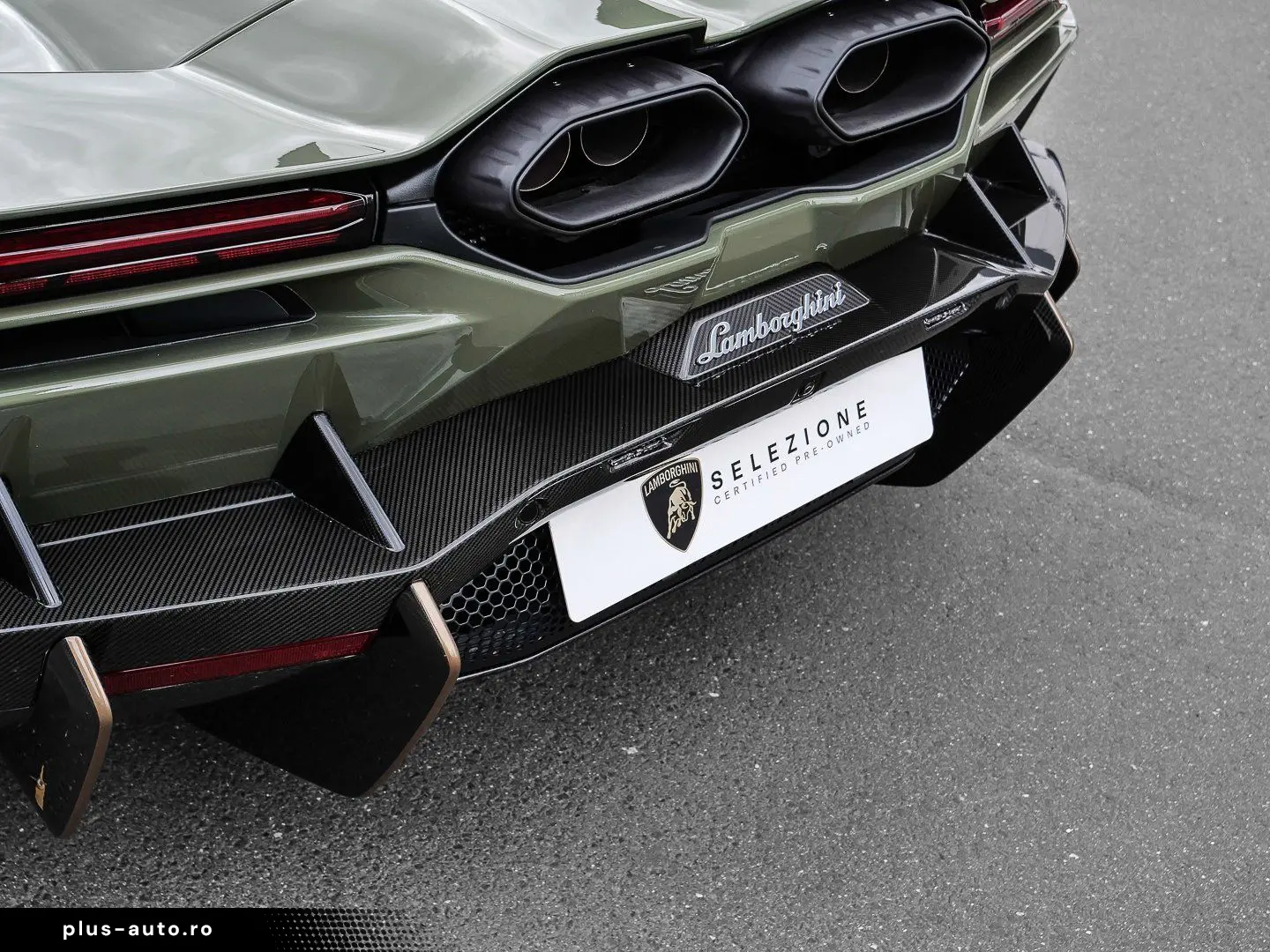 LAMBORGHINI Revuelto Verde Turbine Lucido  XPEL  Sport Seats