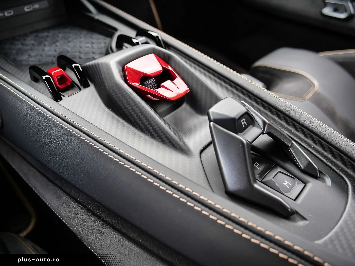 LAMBORGHINI Revuelto Verde Turbine Lucido  XPEL  Sport Seats