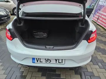 Renault Megane IV Sedane 1.3i 140cp Euro6 2020