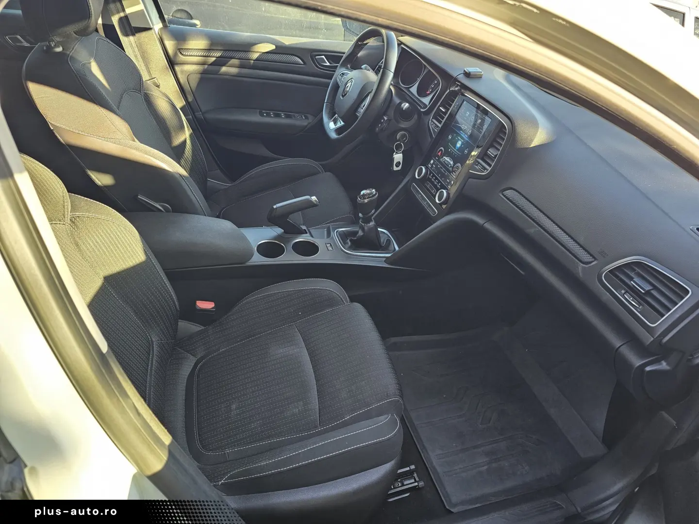 Renault Megane IV Sedane 1.3i 140cp Euro6 2020