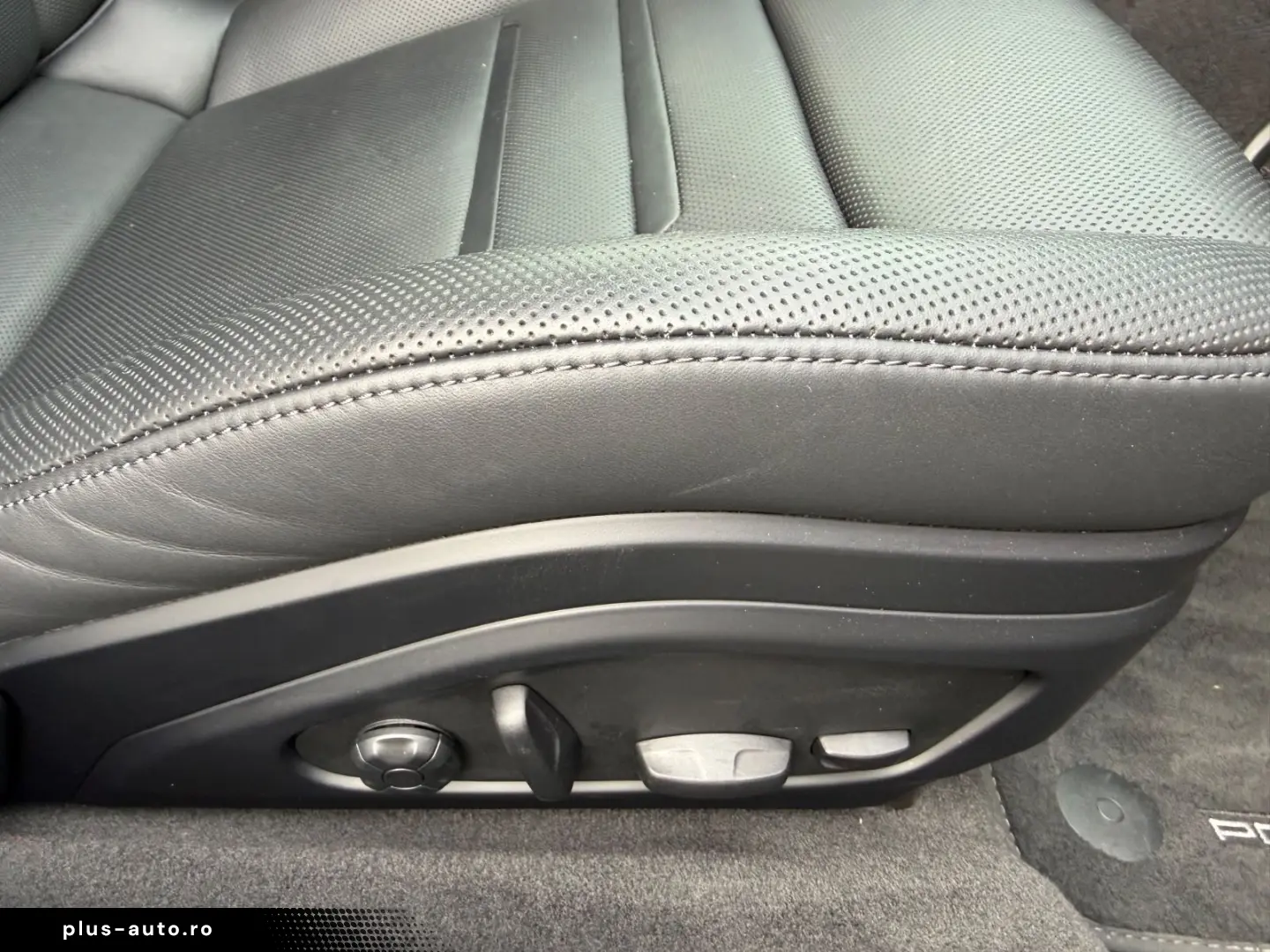 PORSCHE Panamera 4 S E-Hybrid InnoDrive Sportdesign 21
