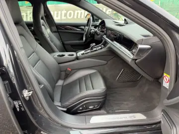 PORSCHE Panamera 4 S E-Hybrid InnoDrive Sportdesign 21