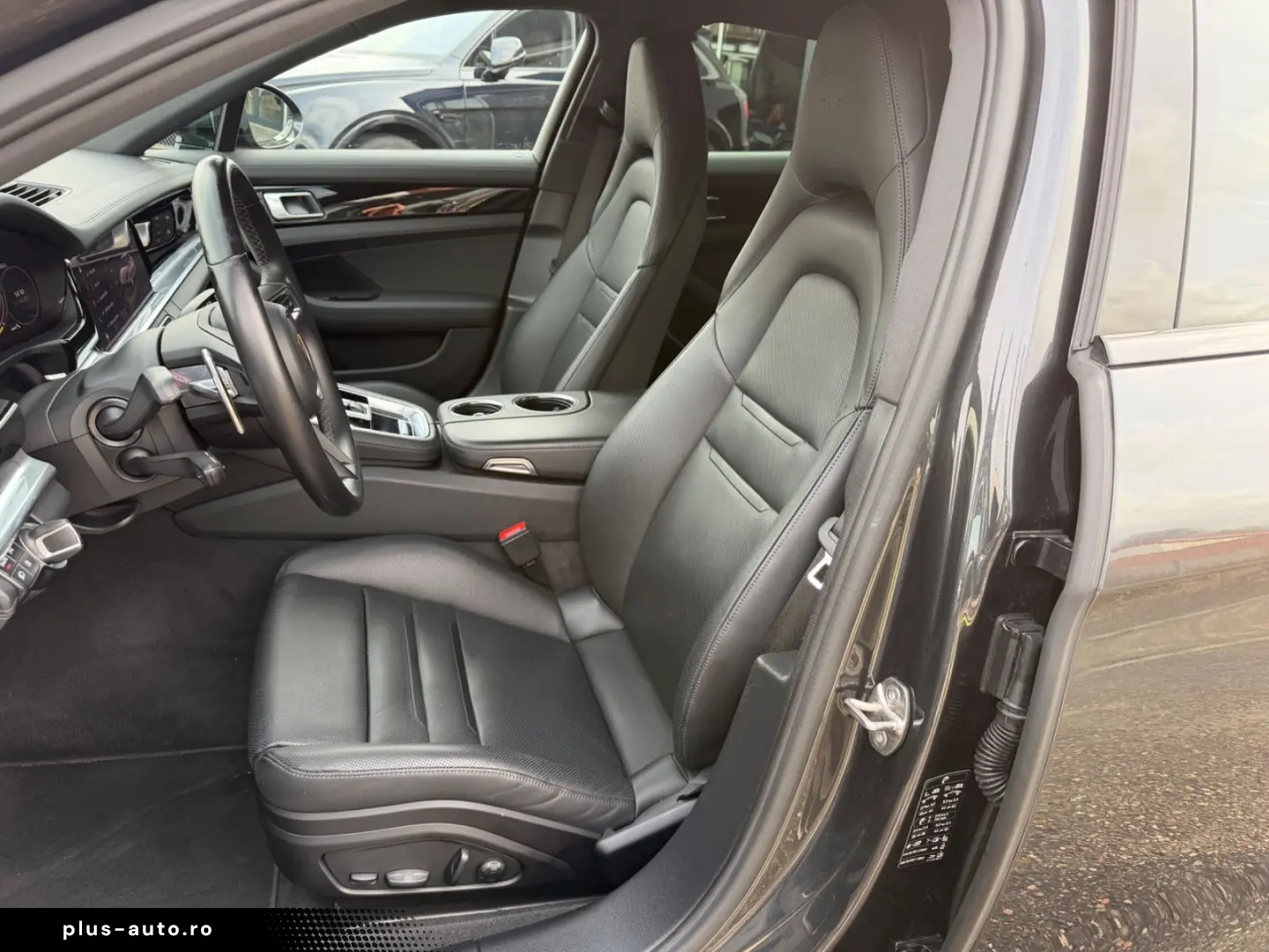 PORSCHE Panamera 4 S E-Hybrid InnoDrive Sportdesign 21