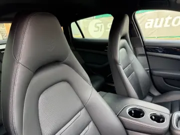 PORSCHE Panamera 4 S E-Hybrid InnoDrive Sportdesign 21