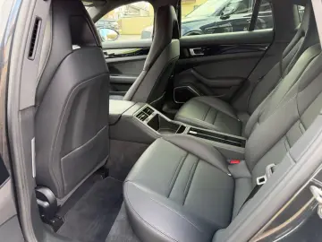 PORSCHE Panamera 4 S E-Hybrid InnoDrive Sportdesign 21