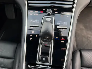 PORSCHE Panamera 4 S E-Hybrid InnoDrive Sportdesign 21
