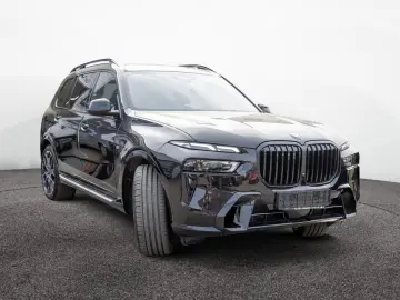 BMW X7 xDrive 40d M-Sport 360  PANO SITZBELÜFTUNG