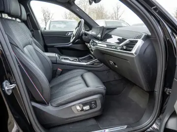BMW X7 xDrive 40d M-Sport 360  PANO SITZBELÜFTUNG