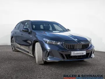 BMW 550e Touring xD M Sport Pro AHK PANO B&W HUD