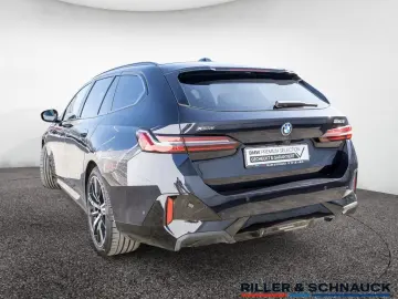 BMW 550e Touring xD M Sport Pro AHK PANO B&W HUD
