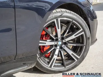 BMW 550e Touring xD M Sport Pro AHK PANO B&W HUD