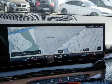 BMW 550e Touring xD M Sport Pro AHK PANO B&W HUD