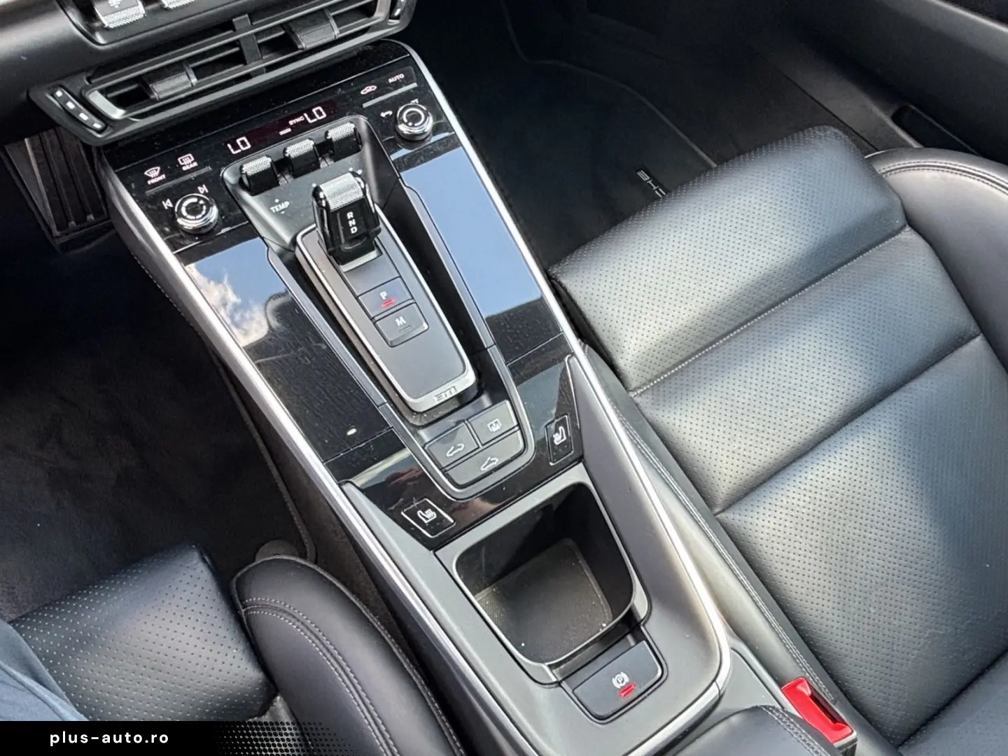 PORSCHE 992 S  SPORT-DESIGN PANO MATRIX 360 ACC LIFT