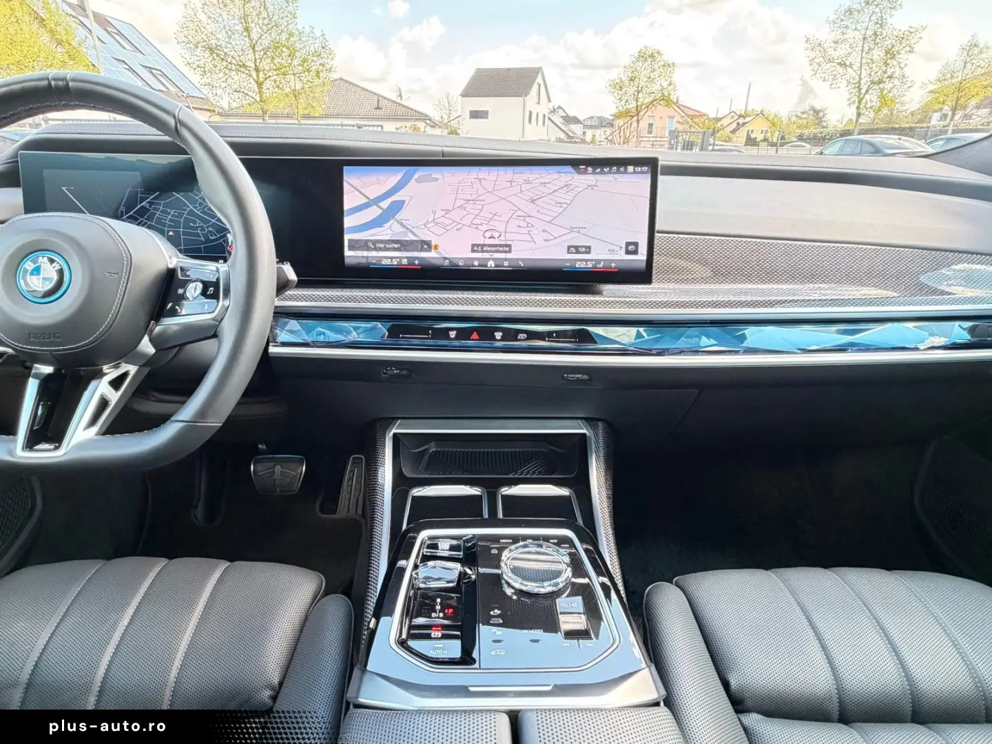 BMW M760e xDrive Two Tone Individual 3xTV SkyLounge