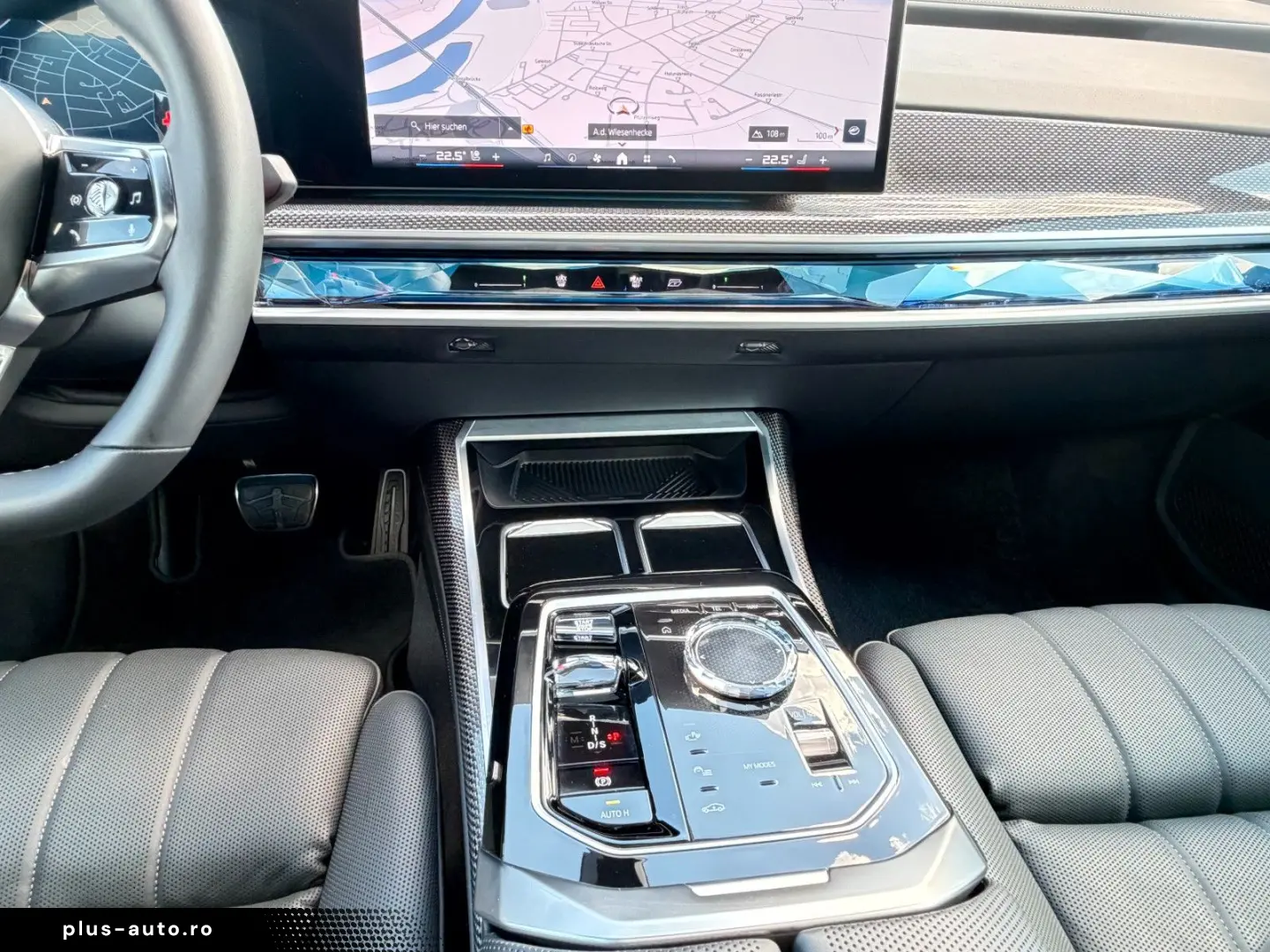 BMW M760e xDrive Two Tone Individual 3xTV SkyLounge