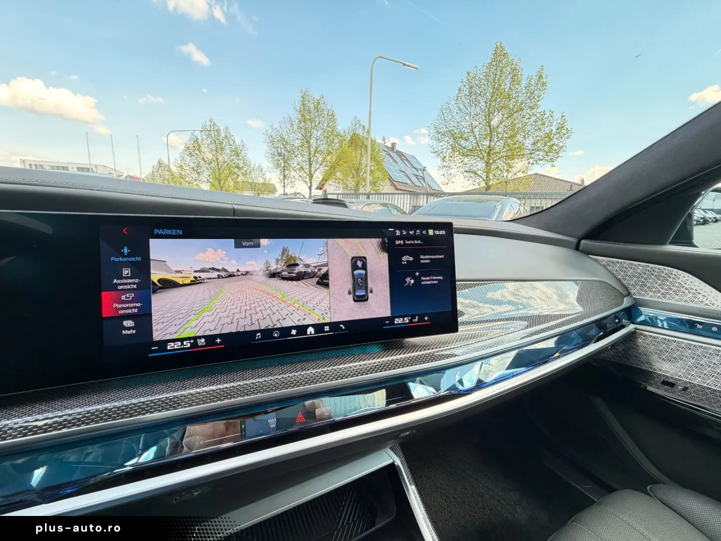 BMW M760e xDrive Two Tone Individual 3xTV SkyLounge