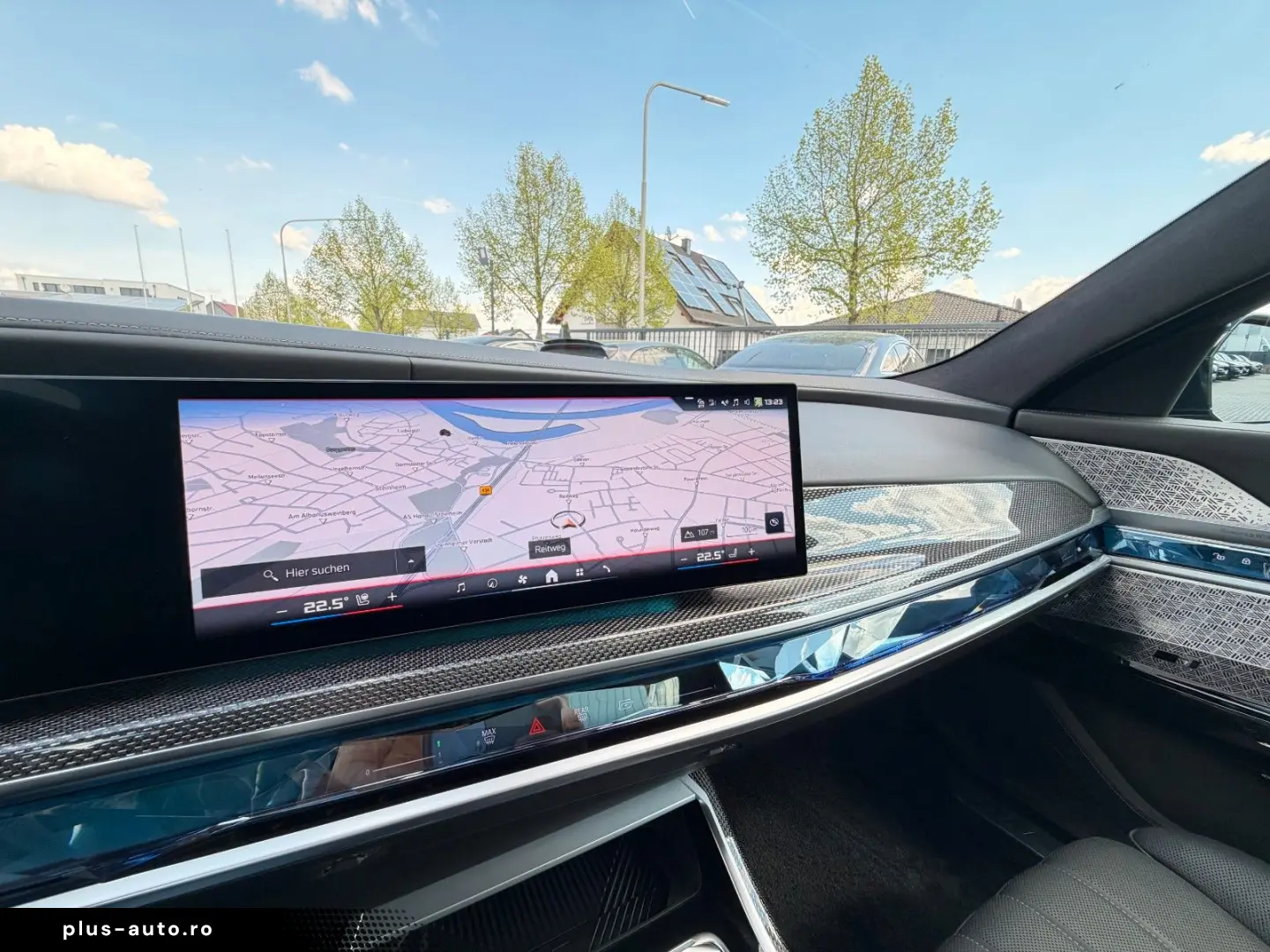 BMW M760e xDrive Two Tone Individual 3xTV SkyLounge