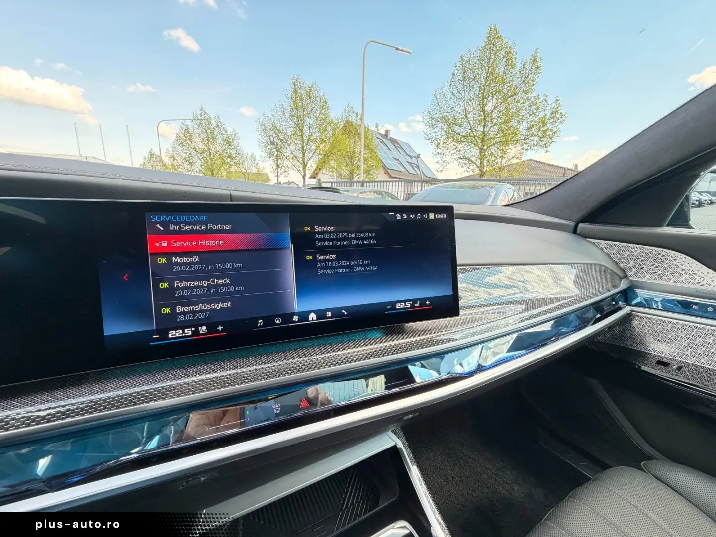 BMW M760e xDrive Two Tone Individual 3xTV SkyLounge