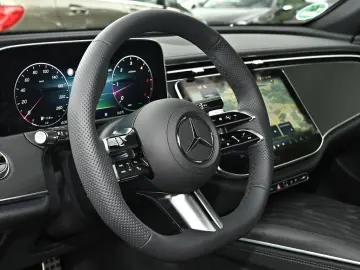 MERCEDES-BENZ E 450 d 4M T AMG Line AHK Standhz. Dis&hellip;