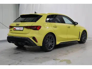 AUDI RS3 Sportback quattro UPE91 Keramik Schalensitze