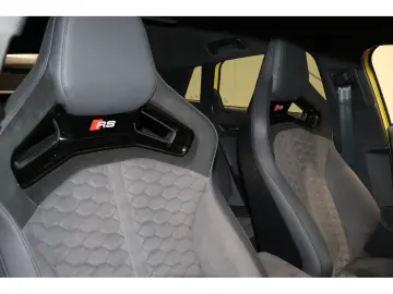 AUDI RS3 Sportback quattro UPE91 Keramik Schalensitze