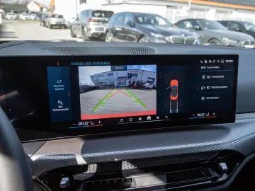 BMW M4 Cabrio xDrive Competition H K NAVI ACC HUD