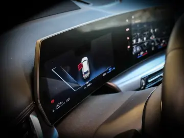 BMW X1 xDrive30e M-Sport Aut Nav HuD LED AHK Komfzg