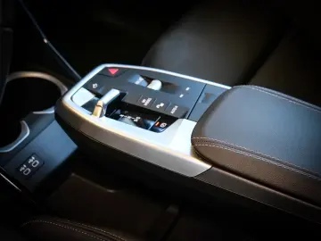 BMW X1 xDrive30e M-Sport Aut Nav HuD LED AHK Komfzg