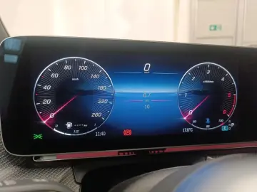 MERCEDES-BENZ V 300 d Avantgarde 4x4 AMG AHK2 5 Sthzg Distr