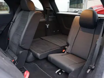 MERCEDES-BENZ GLE 580 4Matic-AMG LiNE-HUD-AHK-PANO-7 SiTZER